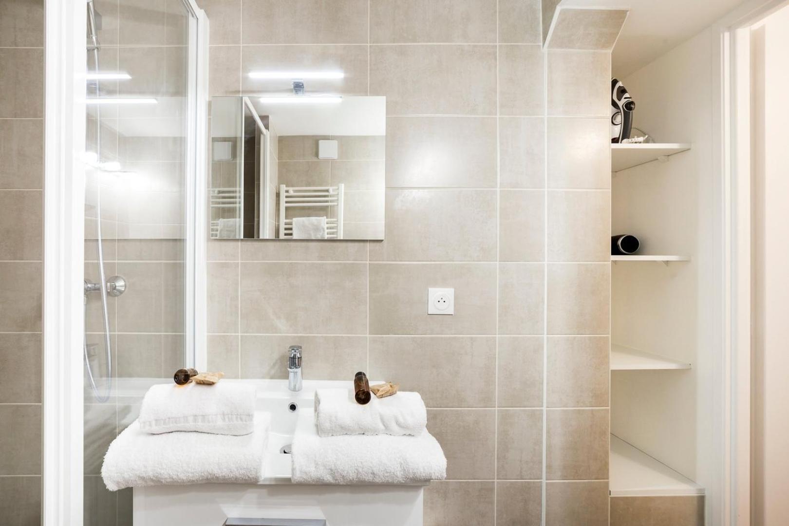 Appartement Au Coeur Du 6Eme Arrondissement Ail Lião Exterior foto